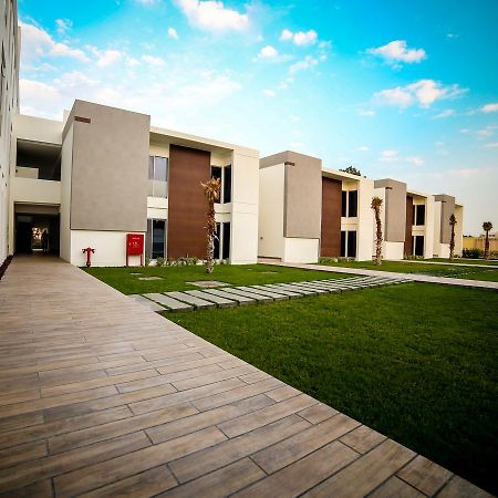 M Executive Residence & Boutique Hotel - Adults Only Ал Хубар Екстериор снимка