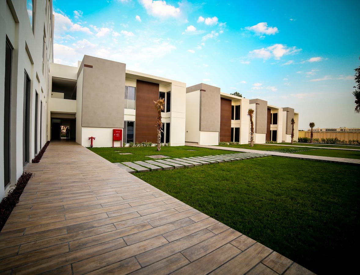M Executive Residence & Boutique Hotel - Adults Only Ал Хубар Екстериор снимка