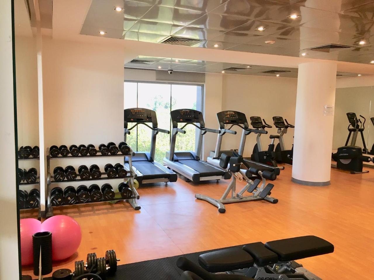 M Executive Residence & Boutique Hotel - Adults Only Ал Хубар Екстериор снимка